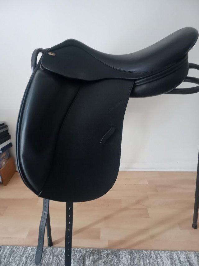 Preview of the first image of Dressage saddle 18" XXW fit black leather.