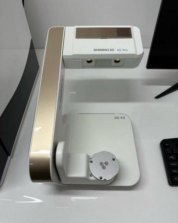 Image 2 of Shining3D AutoScan-DS-EX Pro 3D dental scanner