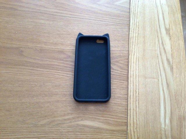 Preview of the first image of Lulu guiness phone cover colour black.