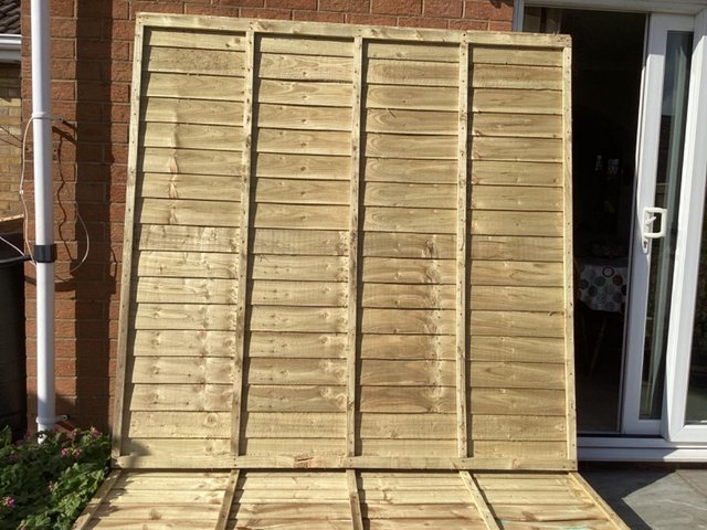 Preview of the first image of Panel fencing 6ft x6ft brand new.