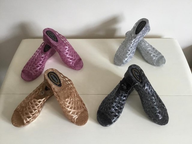 Preview of the first image of Ladies shoes 4 colours to chose from.