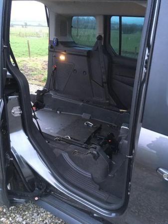 Image 12 of FORD TOURNEO CONNECT WINDOW VAN SWB WHEELCHAIR ACCESS RAMP