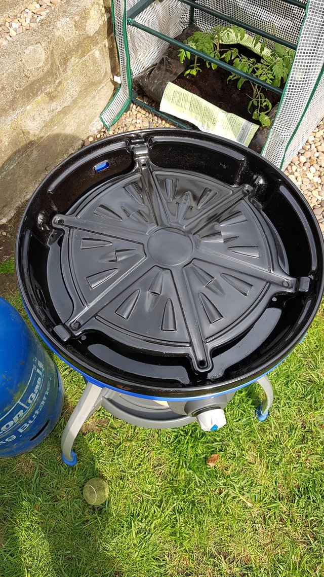 Preview of the first image of CADAC CARRI CHEF EXCELLENT FOR OUTDOOR COOKING.