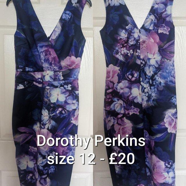 Preview of the first image of Dorothy Perkins dress size 12.