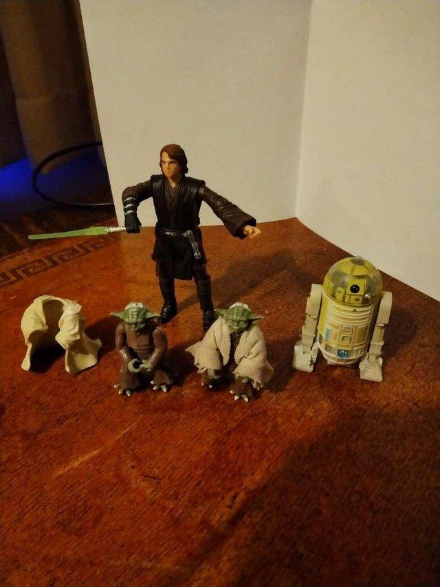 Preview of the first image of Star Wars - Hasbro action figures (pictures F1 and 2).