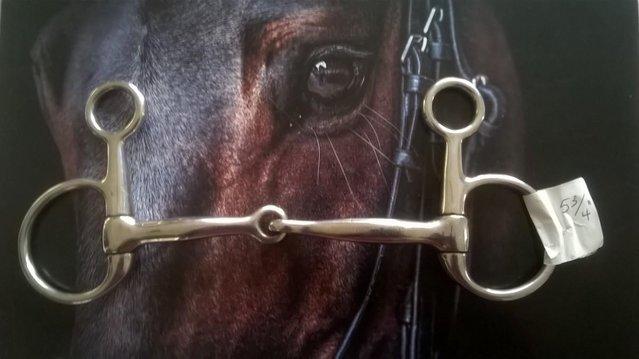 Image 2 of Horse bit  51/2" (14cm ) hanging cheek snaffle