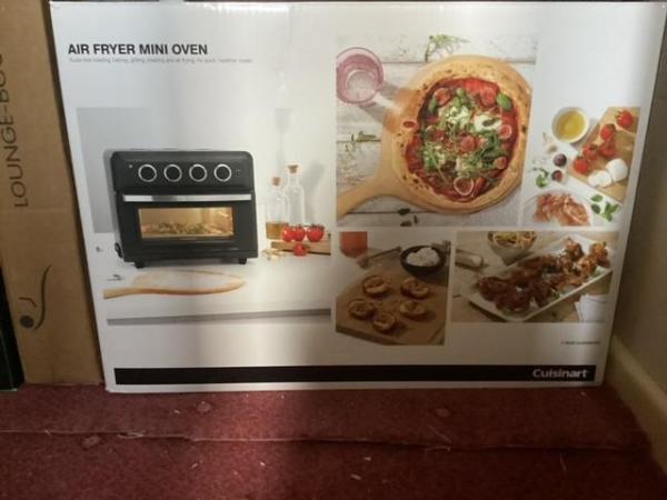 Image 2 of Cuisinart Air Fryer 17 Litre Oven TOA60U Brand New