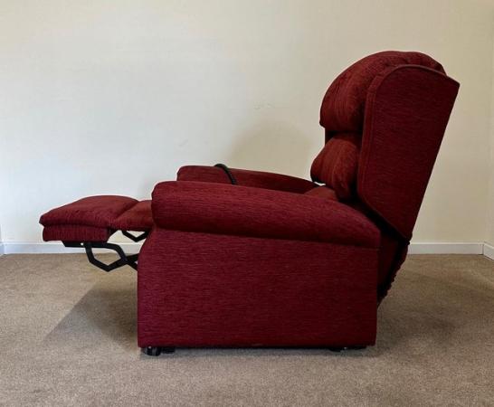 Image 9 of PETITE LUXURY ELECTRIC RISER RECLINER RED CHAIR CAN DELIVER