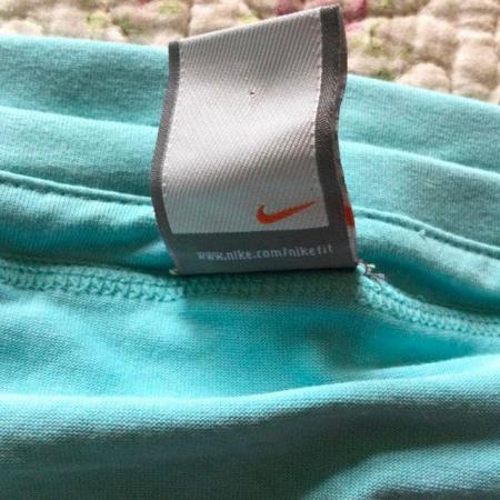 Image 8 of Pale Jade NIKE FIT DRY Multi-Way Sports Top, L, sz 14-16