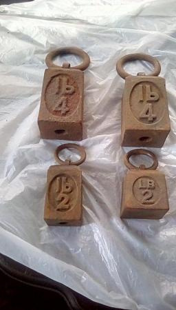 Image 1 of 2 x 2 lb and 2 x 4 lb Old Cast Iron Weights