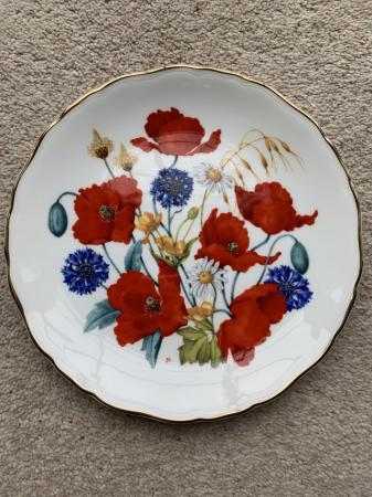 Image 1 of Royal Albert ltd edition collector’s plate Cornfield Poppies