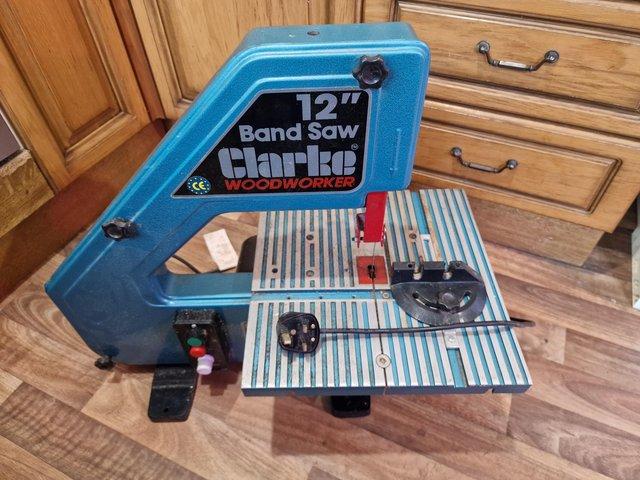 Preview of the first image of Clarke 12 inch bandsaw fully working.