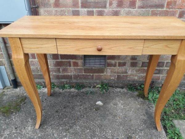 Image 1 of Oak hall/console table with drawer