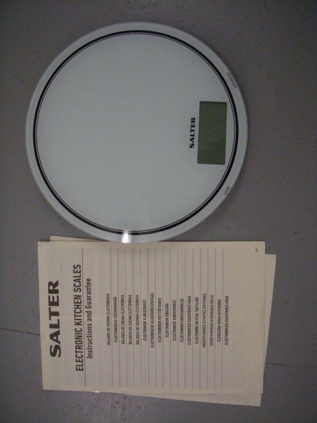 Preview of the first image of Salter glass electronic scale.