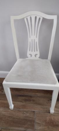 Image 3 of SIX QUALITY DINING CHAIRS