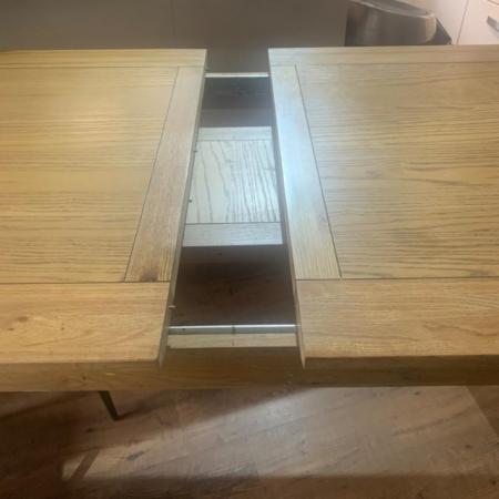 Image 1 of Solid oak extendable table