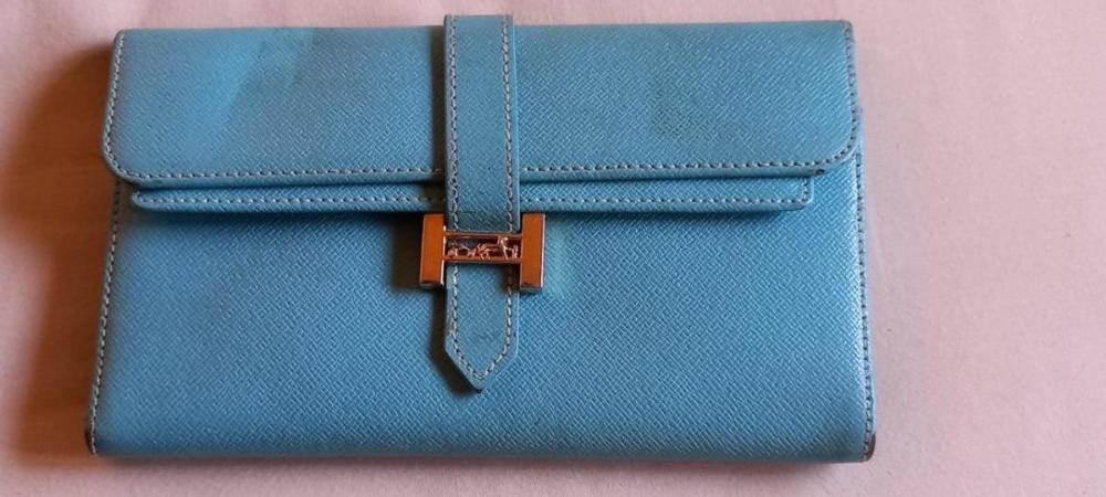 Image 1 of Hermes Bearn Trifold Wallet In Good Condition