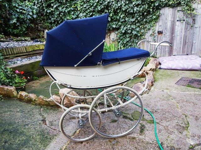 Preview of the first image of Vintage 1957 Osnath Coachbuilt Pram.