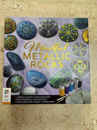 Image 2 of Mindful Metallic rocks painting kit