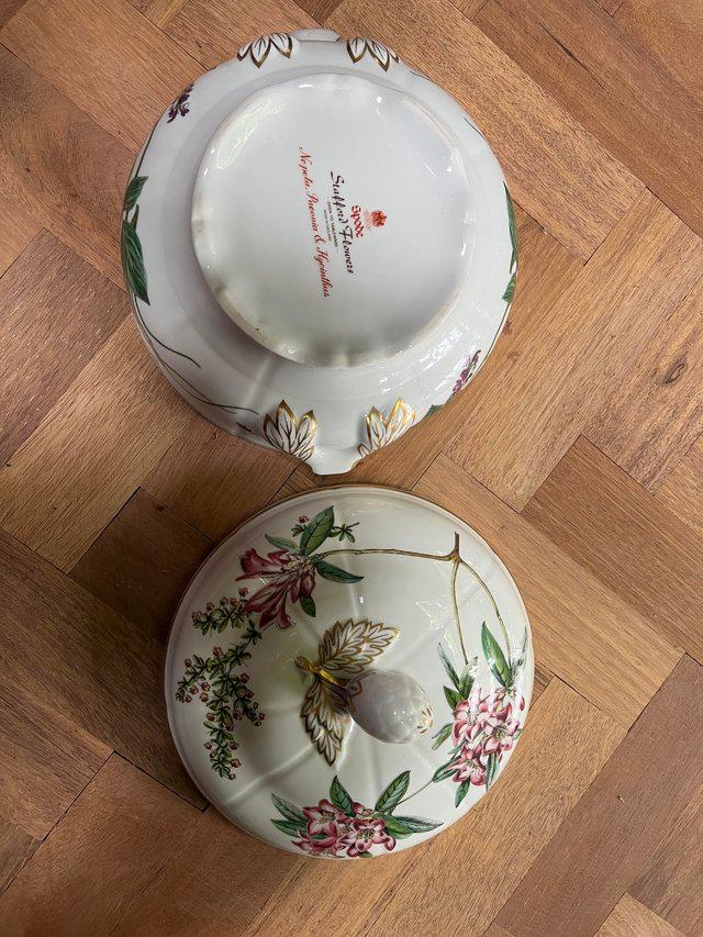 Preview of the first image of Spode tureen Stafford flowers.
