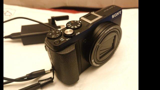 Image 4 of Sony HX60 Compact Camera - 30x Optical Zoom