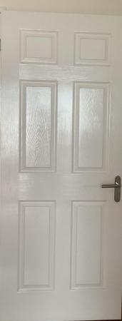 Image 1 of METRIC DOORS white, six panel