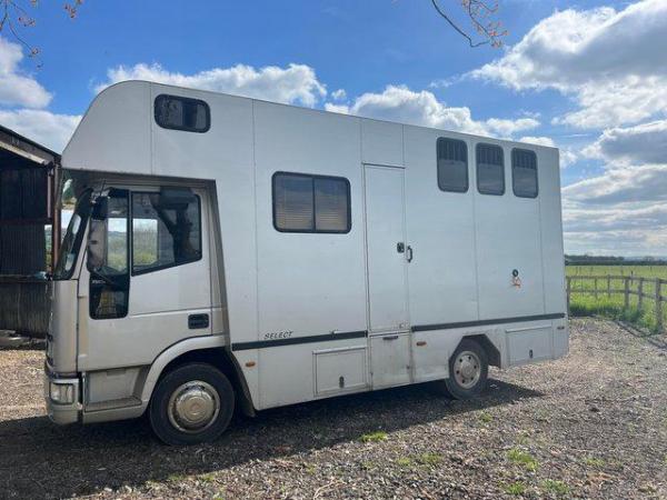 Image 1 of W reg 2000  CompactIveco 7.5t 2large horse/3pony horse box.
