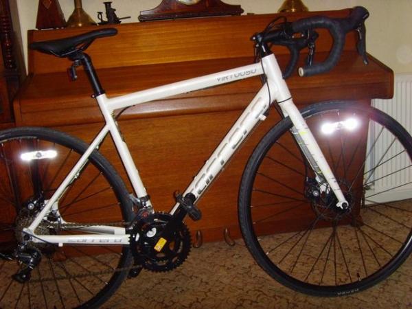 Image 2 of Carrera Virtuoso gent's Racing cycle in mint condition