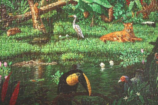 Image 2 of Secrets of the Rainforest 1000pc jigsaw puzzle