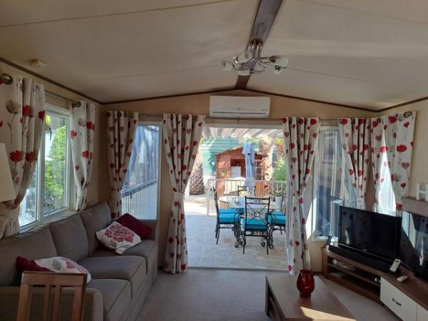 Image 2 of RS1757 Immaculate ABI Alderley mobile home