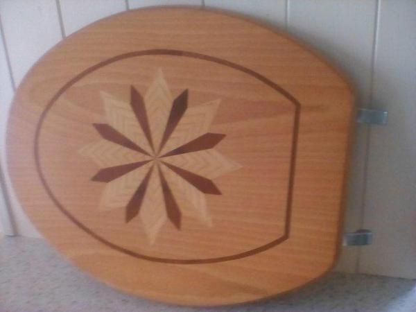 Image 7 of Wood Bathroom Accessories 'Maple Leaf design' (good quality)