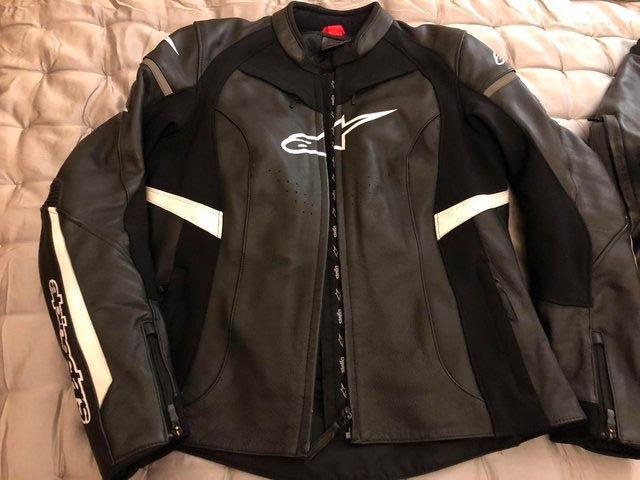 Preview of the first image of AS NEW - Women's ALPINESTARS Stella Leather Jacket.
