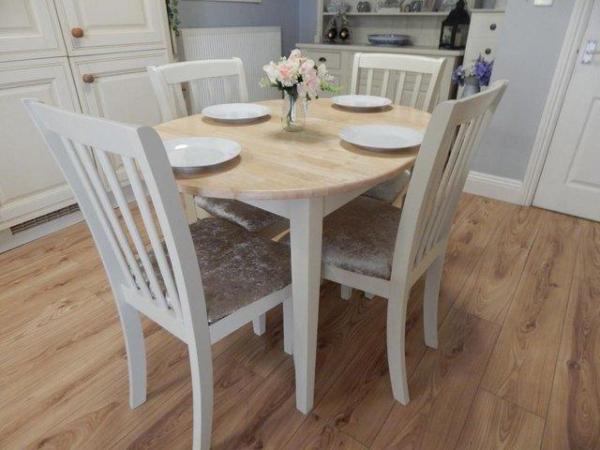 Image 4 of BEECH EXTENDING DINING TABLE / KITCHEN TABLE & 4 CHAIRS