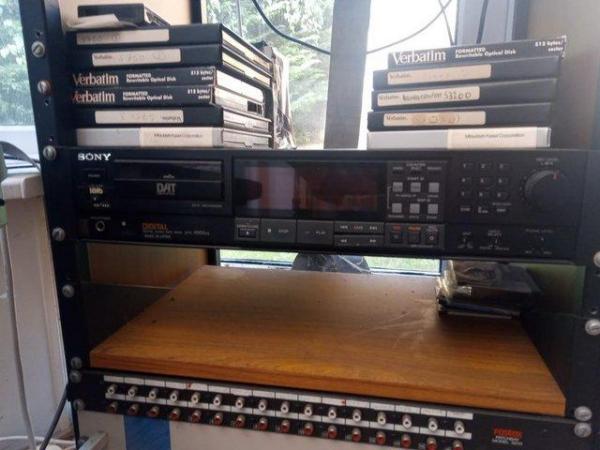 Image 2 of Sony DAT Tape Deck - Sony DTC 1000ES