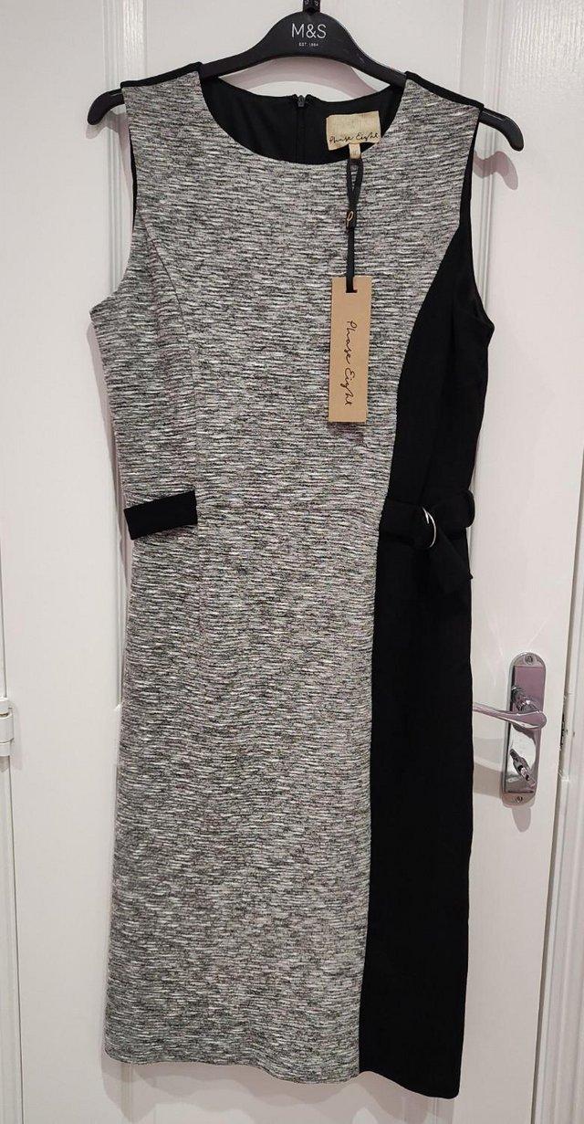 Preview of the first image of New Phase Eight Charlotte Colour Block Dress Grey Marl 12.