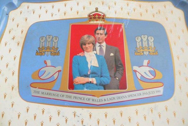 Preview of the first image of Prince Charles & Lady Diana Commemorative Tray.