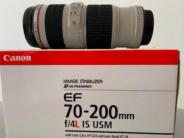 Image 3 of Canon EF 70-200mm f/4L IS USM  Focusing