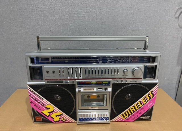 Preview of the first image of Toshiba RT-S933 vintage stereo radio cassette recorder NEW.