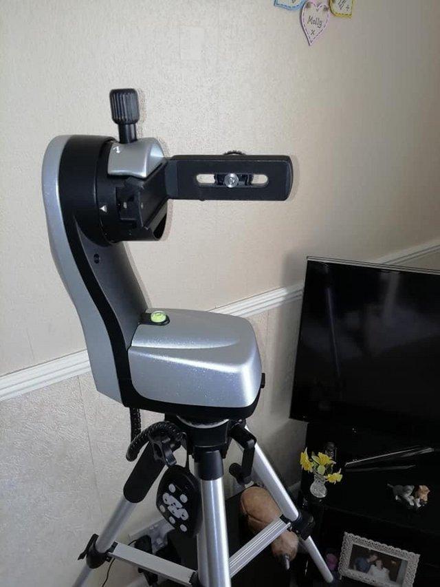 Preview of the first image of Acuter Merlin AZ Motorised telescope/camera mount.