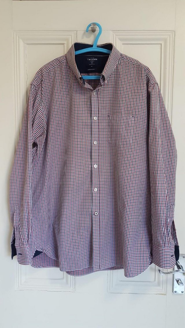 Preview of the first image of TM Lewin XL 17.5'' collar shirt navy red check regular great.