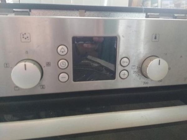 Image 1 of Bosch electric cooker unit mounting