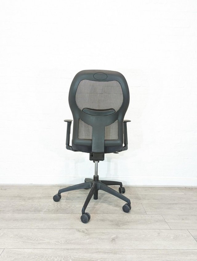 Preview of the first image of Verco Mesh Designer Office Chair.