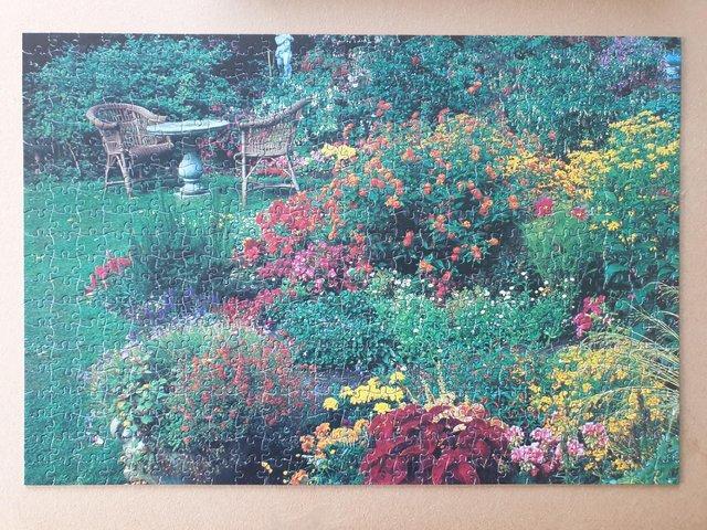 Preview of the first image of 500 piece Jigsaw called GARDEN by Fame Puzzles..