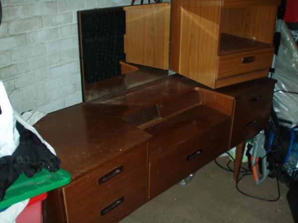 Image 1 of Schreiber Dressing table and bedside table