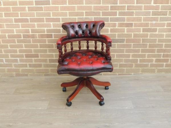 Image 2 of Chesterfield Traditional Ox Blood Chair (UK Delivery)
