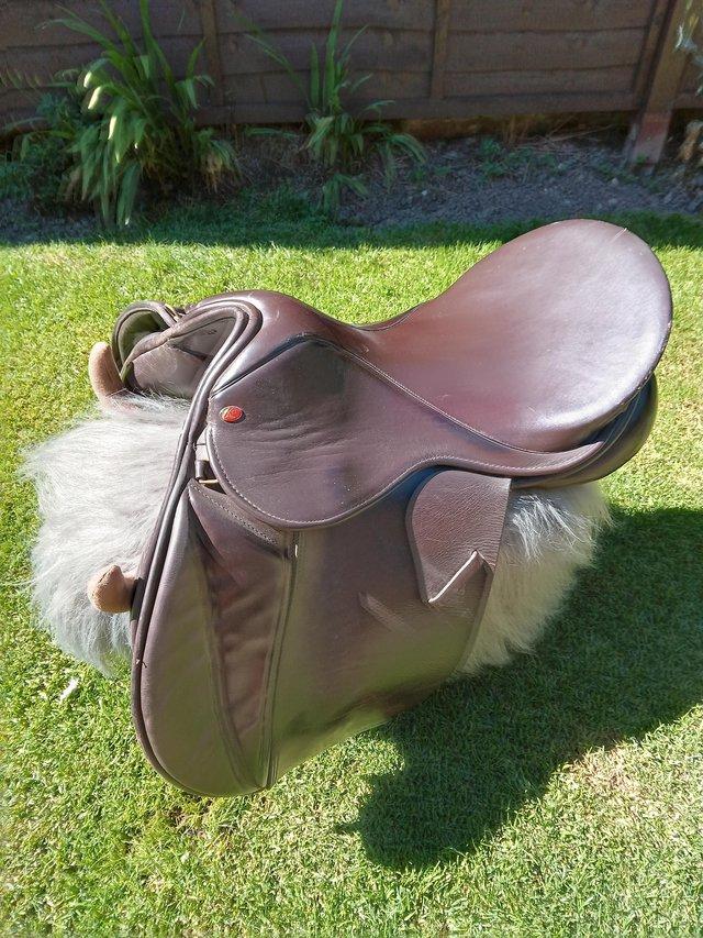 Preview of the first image of Saddle For sale Kes GP brown medium 17.5.