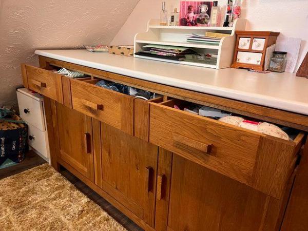 Image 3 of SIDEBOARD SOLID OAK EXELLENT CONDITION