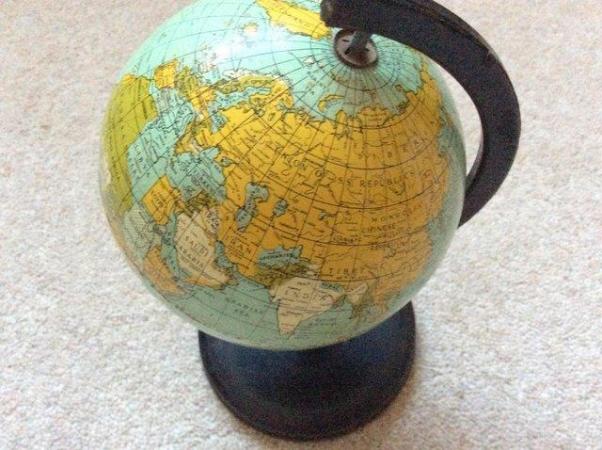 Image 1 of Globe 1950’s made by Reliable Series