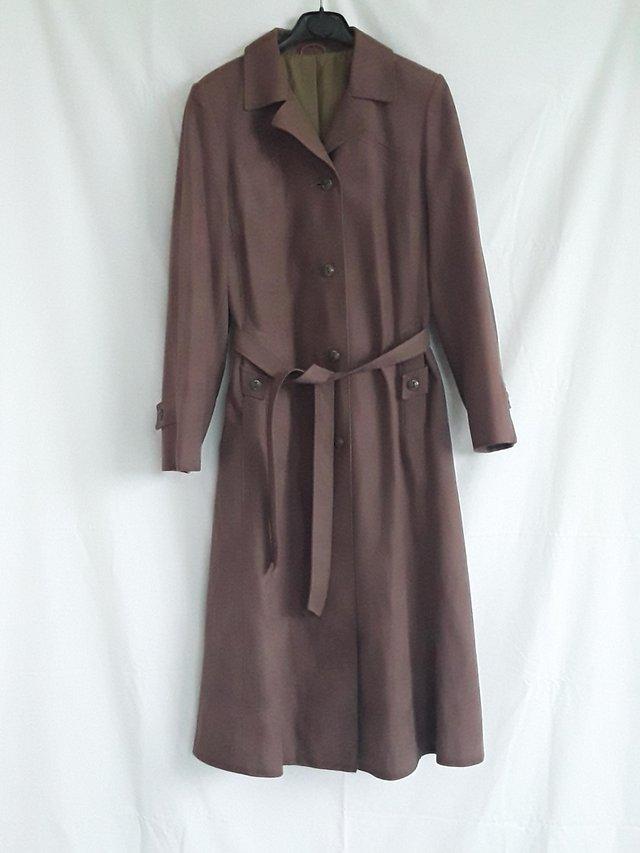 Preview of the first image of DANNIMAC LADIES COAT SIZE 10/12 COLOUR MID BROWN V.G.C..