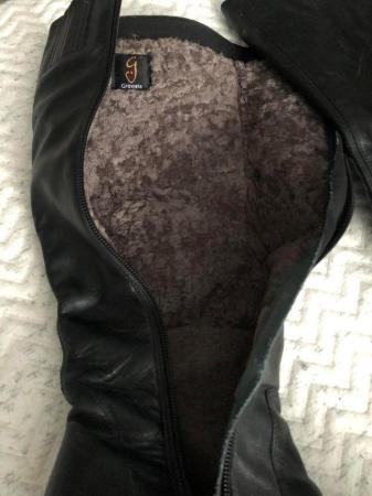 Image 3 of Lady’s Black Leather Knee Length Boots (Fur Lined) Size 39